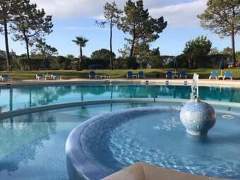 Quinta Do Lago Victory Village With Pool By Homing Apartment