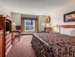 Super 8 Cochrane Motel