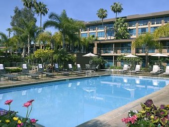Holiday Inn Bayside Hotel