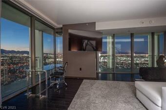 Vegas Palms High 52nd Fl. 1bdr Corner Penthouse 1220sqft Apartment