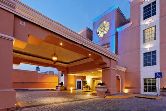 Holiday Inn Express Tecnologico Hotel