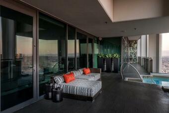 $10 Million Penthouse With Jacuzzi On Balcony Apartment