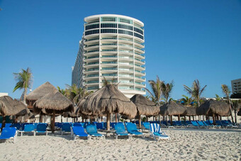 Seadust Cancun Family Resort Hotel