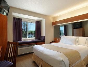 Microtel Inn & Suites By Wyndham Springfield Hotel