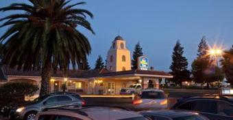 Best Western Plus El Rancho Inn & Suites Hotel
