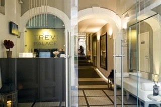 Trevi Palace Luxury Apartments Hotel