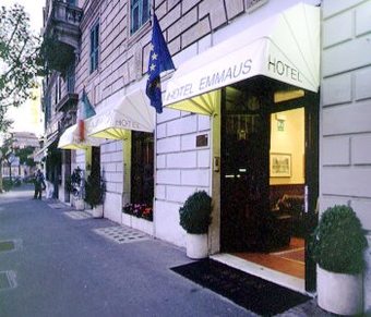 Emmaus Hotel