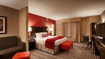 Sleep Inn & Suites Airport Hotel