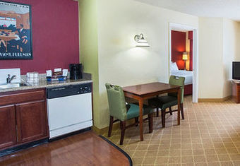 Residence Inn By Marriott Lakeland Hotel