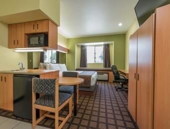 Microtel Inn & Suites By Wyndham Ft. Worth North/at Fossil Hotel