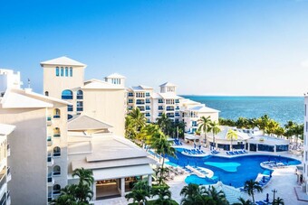 Occidental Costa Cancún Hotel