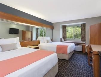 Microtel Inn & Suites By Wyndham Brunswick Hotel