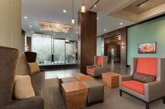 Embassy Suites Chicago-naperville Hotel