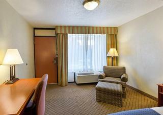 Clarion Inn Channelview Hotel
