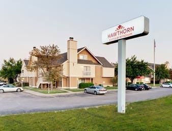 Hawthorn Suites By Wyndham Wichita East Hotel
