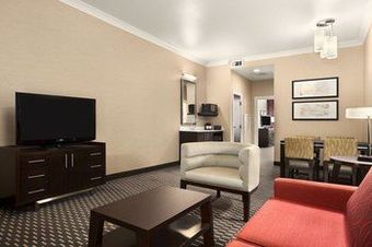Embassy Suites St. Louis - Downtown Hotel