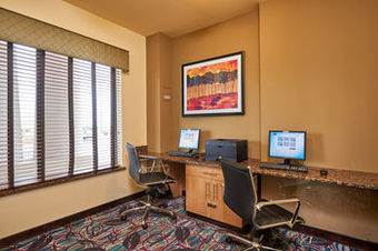 Holiday Inn Express & Suites El Paso Airport Area Hotel