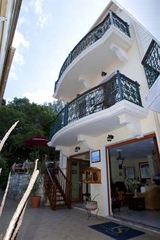 Residenza Faros Suites