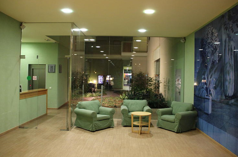 Aparthotel Aura Park
