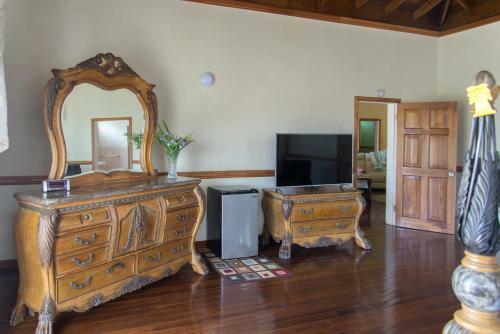 Stonelove Villa