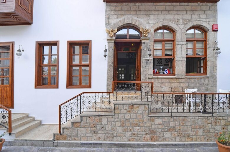 Mia Boutique Hotel