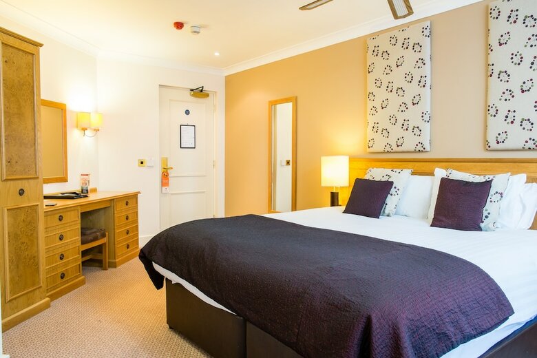 Abbey Hotel