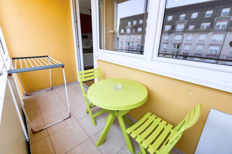 Apartment Panda 777