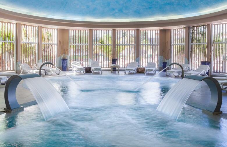 Hotel Gran Castillo Tagoro - Family & Fun Playa Blanca