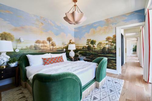 Virgin Hotels New Orleans