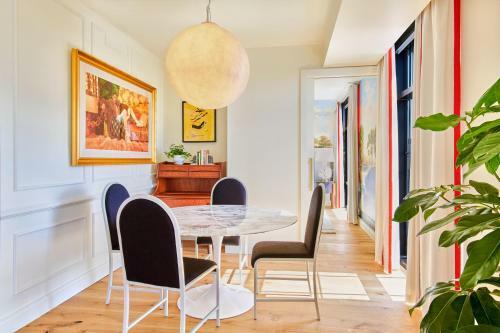 Virgin Hotels New Orleans