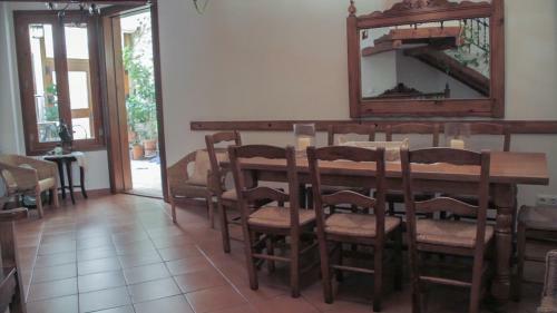 Agriturismo La Casona De Mahora