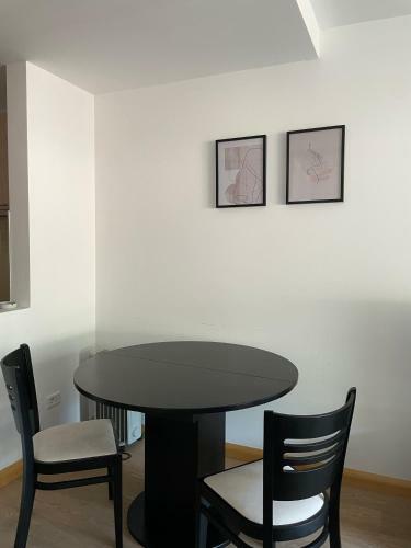 Sunny Boulevard Apartment