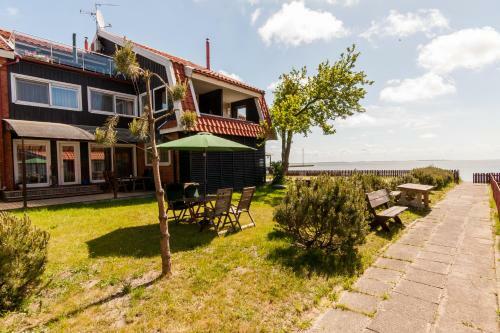 Appartamento Mari? Akis