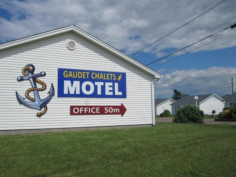 Gaudet Chalets & Motel