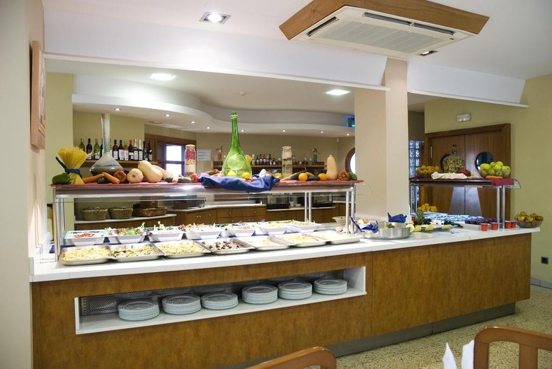 Hotel Acacias