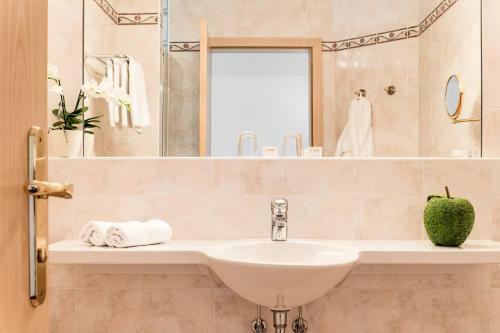 Hotel Tyrol