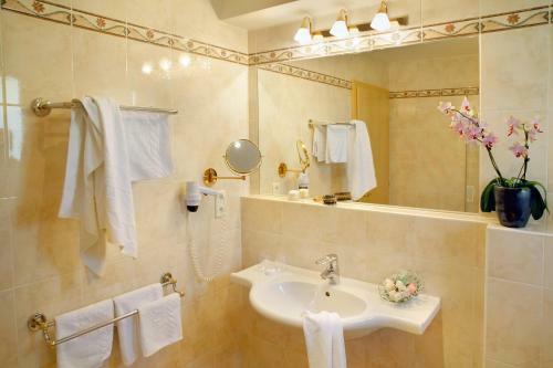 Hotel Tyrol