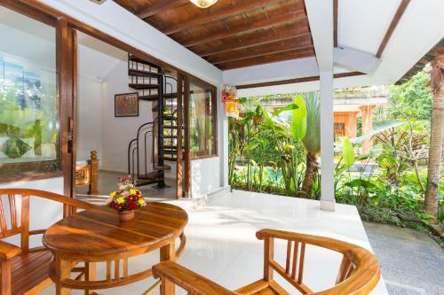 Rahayu 2 Bungalows