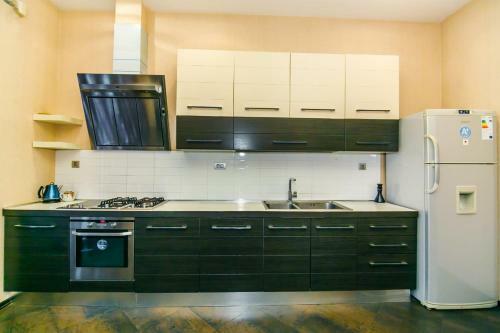 Appartamento Teatr Rashida Beibytova 2