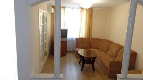 Hotel Centralnyi