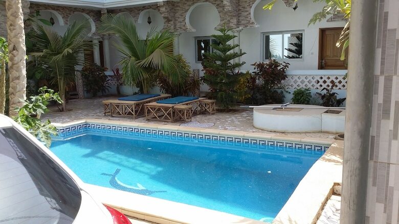 Hotel Paradialaw