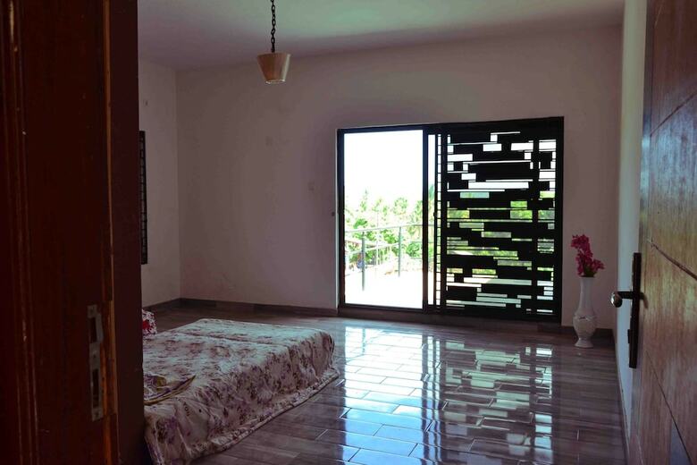 Hotel Square Waves Villa
