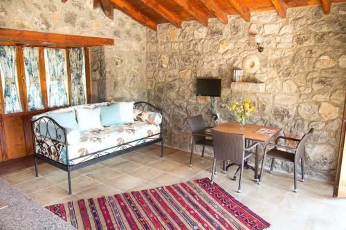 Doga Apartments