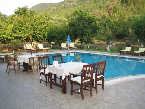 Doga Apartments