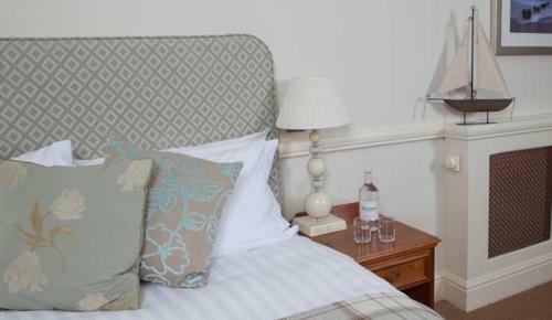 Watersmeet Hotel