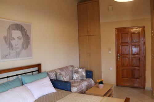 Roidis Apartments