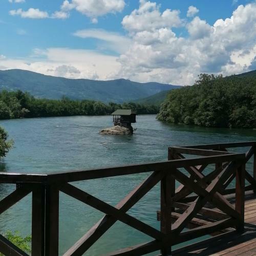Uzivancija Na Tari