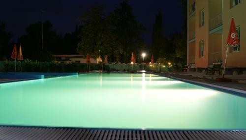 Hotel Korekt